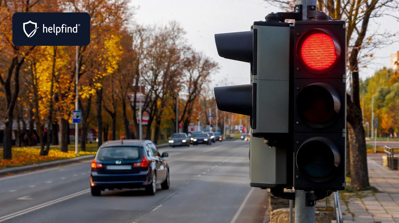 Przejazd na czerwonym świetle – konsekwencje i przyczyny